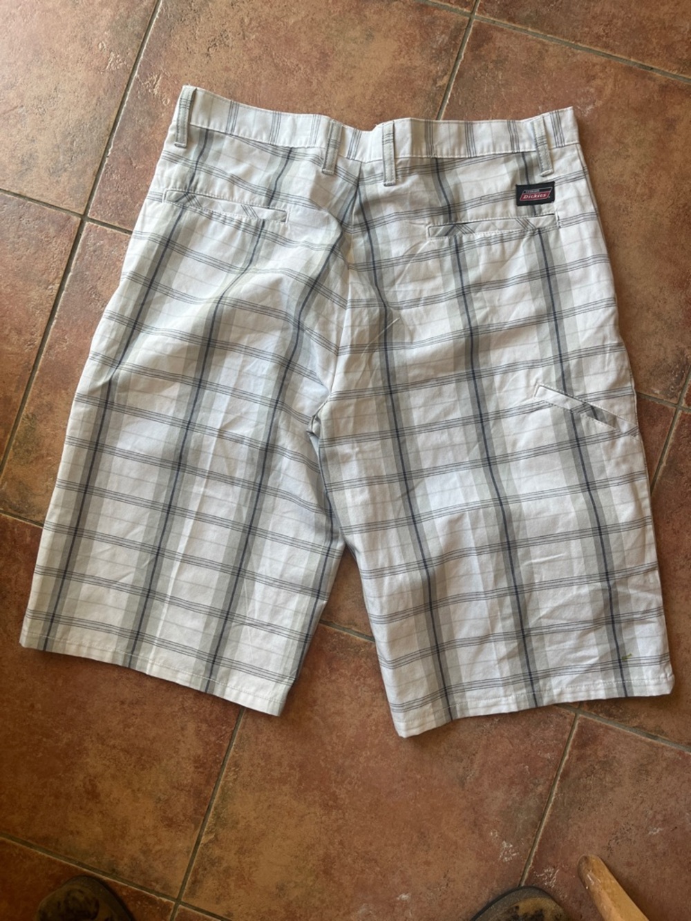 Men's Dickies Plaid Flat Front Shorts - Light Gray NWOT